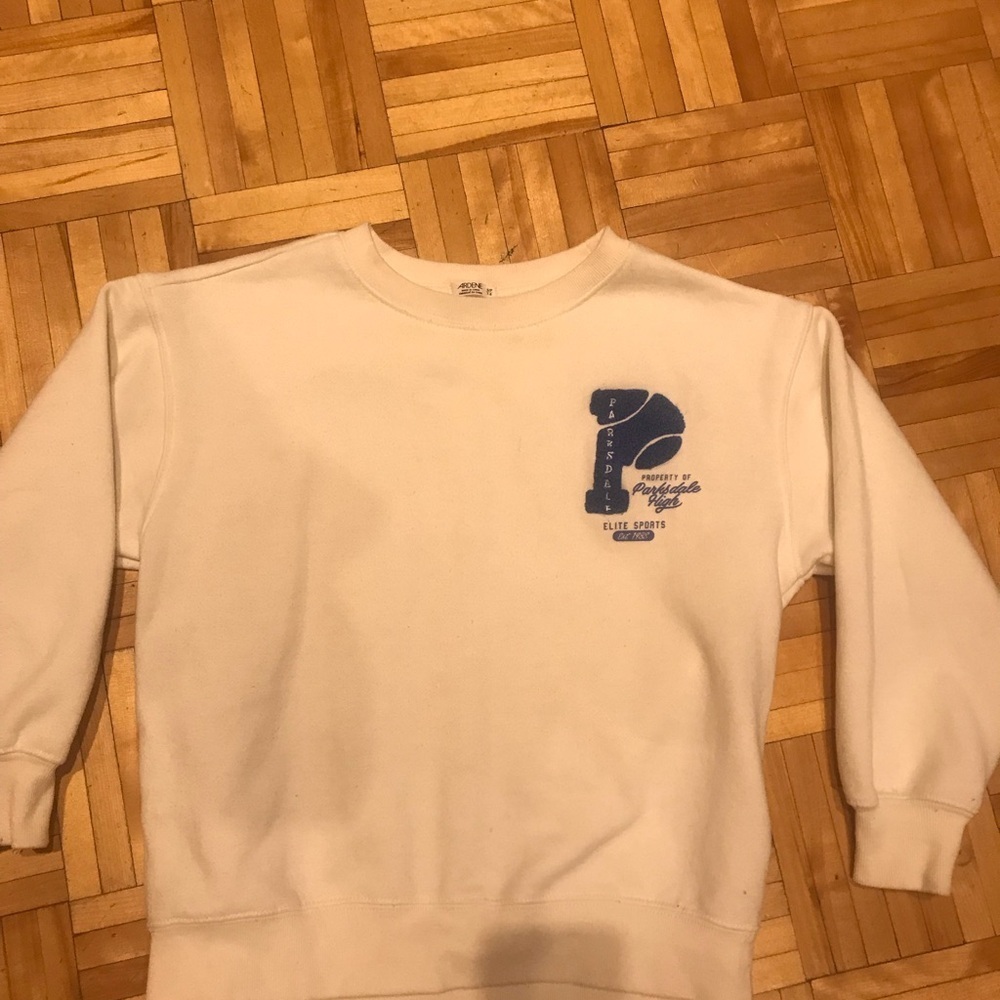 3/15$ Ardene White and Blue Kids Crewneck